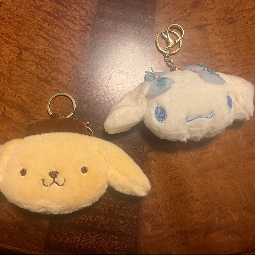 Pompompurrin and cinnamoroll plush keychains